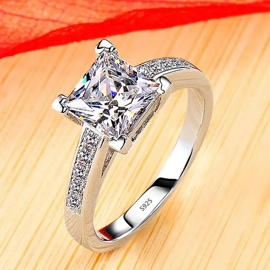 Blog-about-Never-Fade-Luxury-18K-White-Gold-Ring Sonex Shop | Quality Products