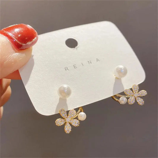 Korean Vintage Pearl Crystal Earrings for Women, High-Class Luxury Zircon Flower Butterfly Leaf Women's Stud Earrings